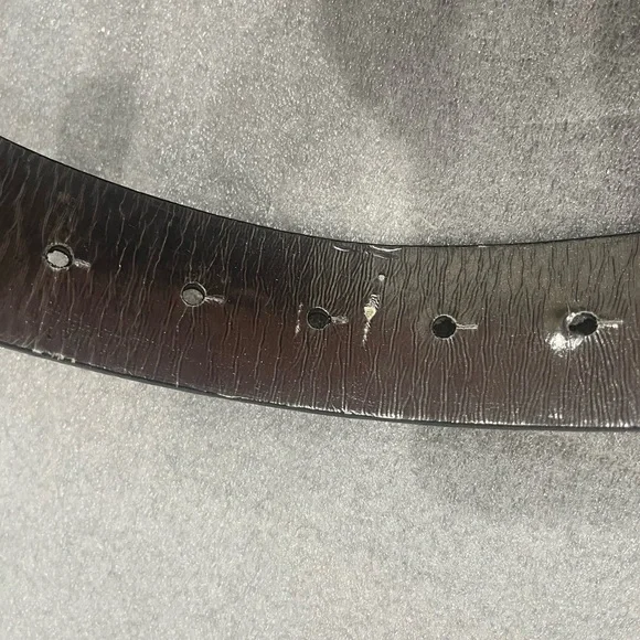 [L/L46”]Guess Black Belt with Silver Buckle and rhinestone Details NWOT - Picture 6 of 6